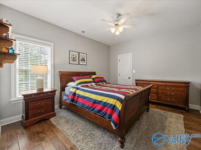 2704 Deford Mill Road SE, Owens Cross Roads, AL 35763