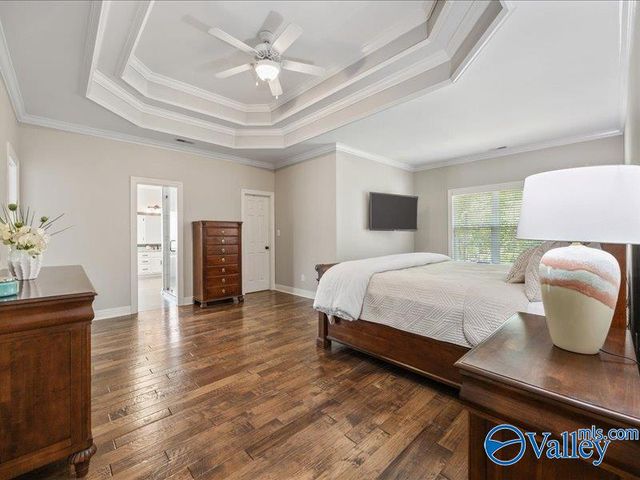 2704 Deford Mill Road SE, Owens Cross Roads, AL 35763