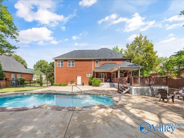 2704 Deford Mill Road SE, Owens Cross Roads, AL 35763