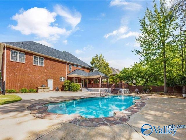 2704 Deford Mill Road SE, Owens Cross Roads, AL 35763