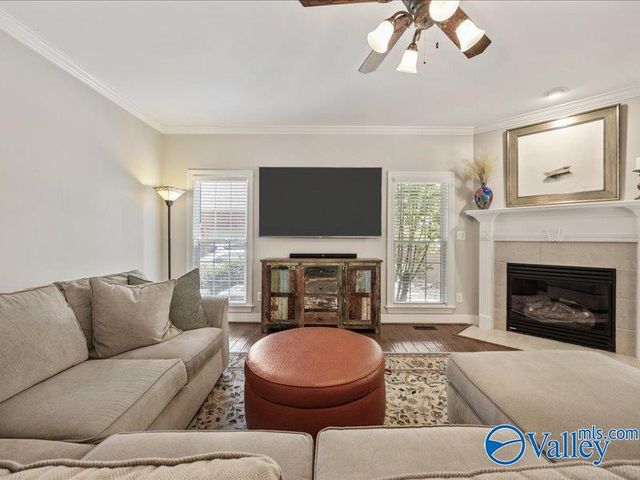 2704 Deford Mill Road SE, Owens Cross Roads, AL 35763