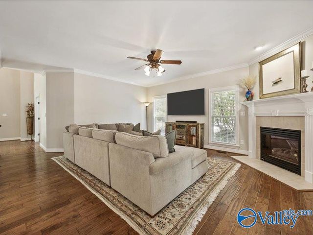 2704 Deford Mill Road SE, Owens Cross Roads, AL 35763