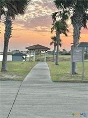 286 Blanc Court, Port O'connor, TX 77982