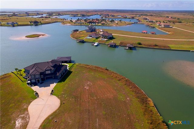 286 Blanc Court, Port O'connor, TX 77982