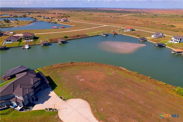 286 Blanc Court, Port O'connor, TX 77982