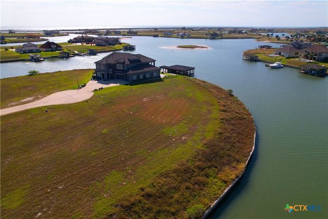 286 Blanc Court, Port O'connor, TX 77982