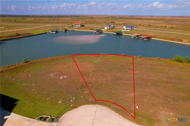 286 Blanc Court, Port O'connor, TX 77982