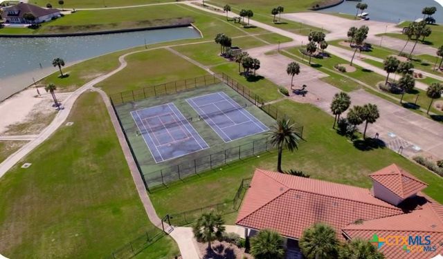 286 Blanc Court, Port O'connor, TX 77982