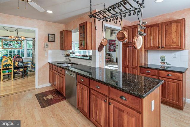 279 RIVER RD, Belle Mead, NJ 08502