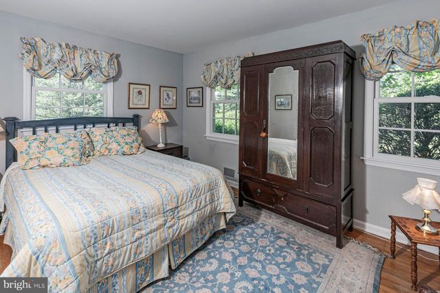 279 RIVER RD, Belle Mead, NJ 08502