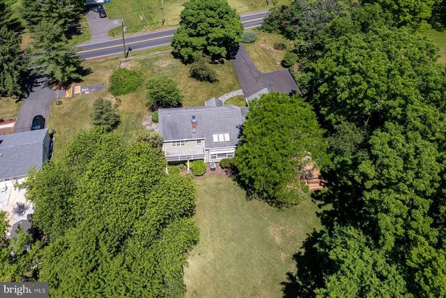 279 RIVER RD, Belle Mead, NJ 08502