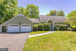 279 RIVER RD, Belle Mead, NJ 08502