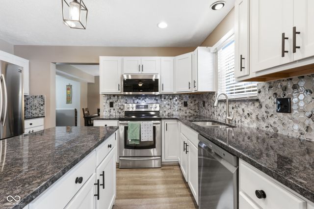 3066 Firestone Circle, Indianapolis, IN 46234