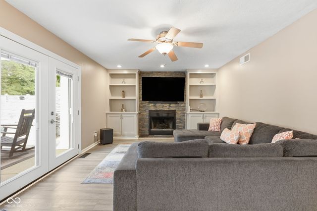 3066 Firestone Circle, Indianapolis, IN 46234