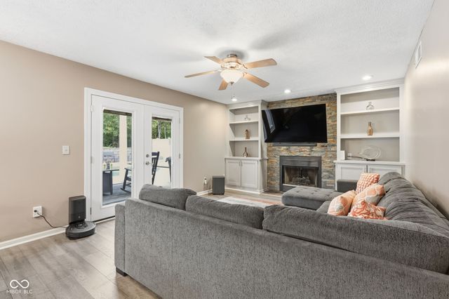 3066 Firestone Circle, Indianapolis, IN 46234