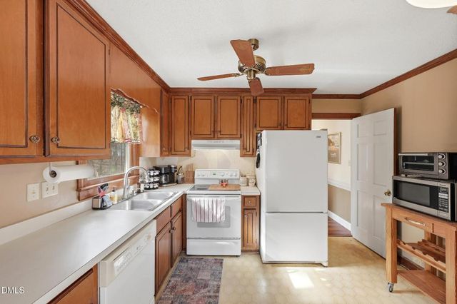 101 Hedgerow Court, Cary, NC 27513