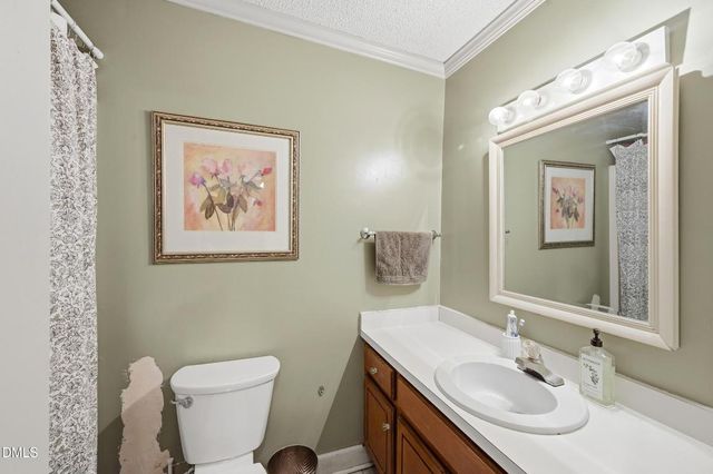 101 Hedgerow Court, Cary, NC 27513