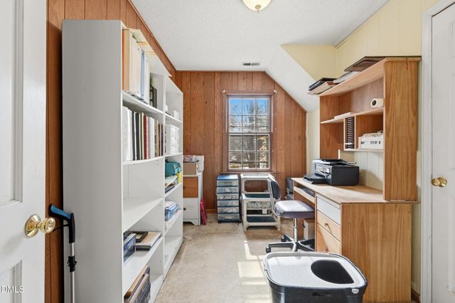 101 Hedgerow Court, Cary, NC 27513