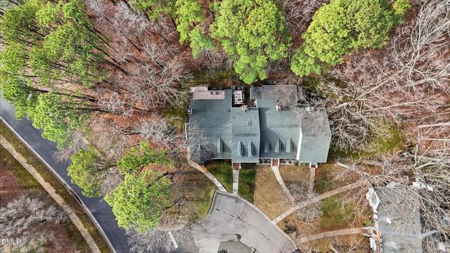 101 Hedgerow Court, Cary, NC 27513