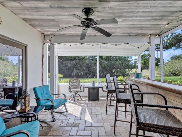 7581 CUMBERLAND ROAD 7, Seminole, FL 33777