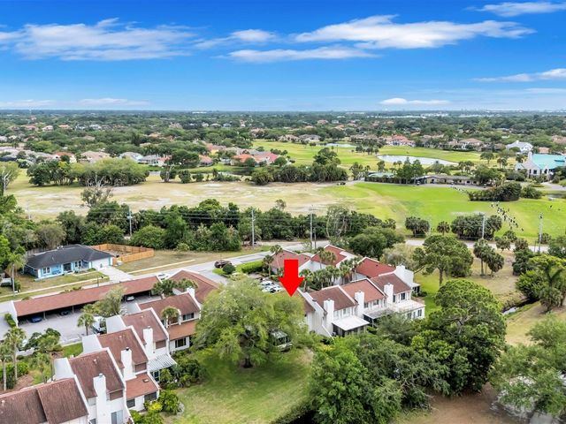 7581 CUMBERLAND ROAD 7, Seminole, FL 33777