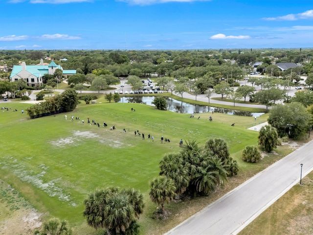 7581 CUMBERLAND ROAD 7, Seminole, FL 33777