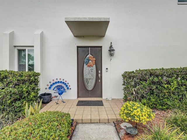 7581 CUMBERLAND ROAD 7, Seminole, FL 33777