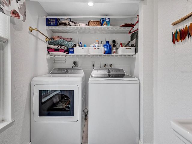 7581 CUMBERLAND ROAD 7, Seminole, FL 33777