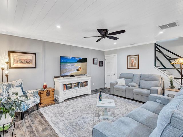 7581 CUMBERLAND ROAD 7, Seminole, FL 33777