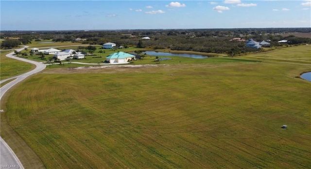 22820 Yellow Button LN, Alva, FL 33920