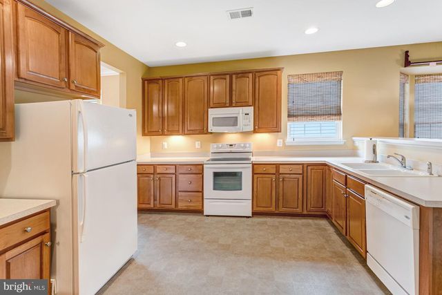 4030 GREAT HARVEST CT, Dumfries, VA 22025