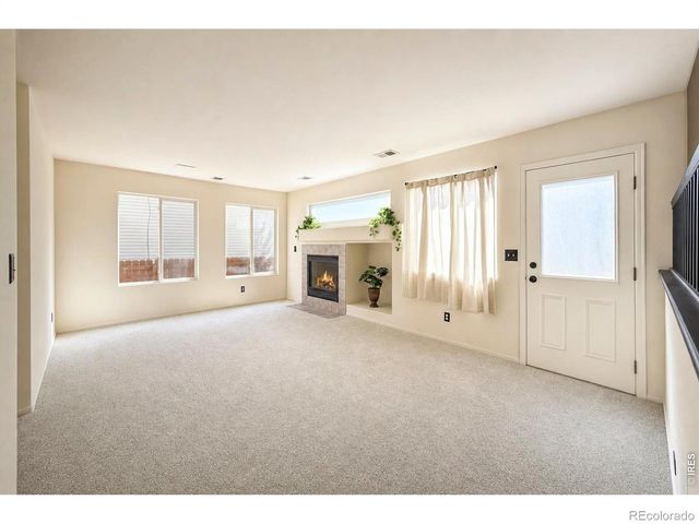 1104 Fall River Circle, Longmont, CO 80504