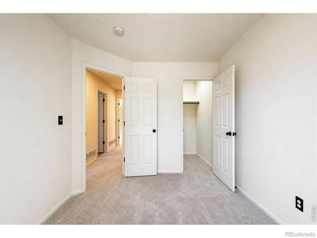 1104 Fall River Circle, Longmont, CO 80504