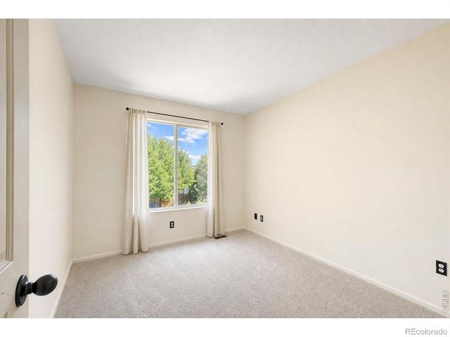 1104 Fall River Circle, Longmont, CO 80504