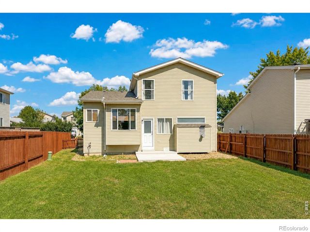 1104 Fall River Circle, Longmont, CO 80504