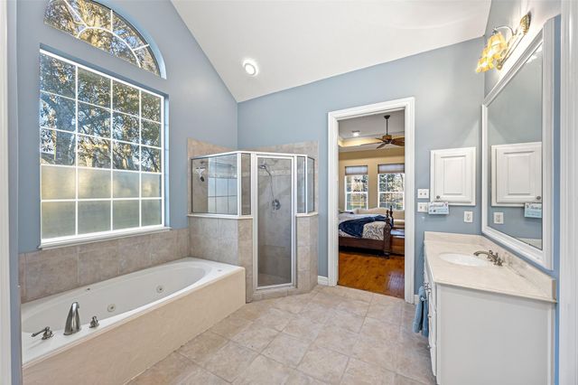 3015 River Forest Dr, Richmond, TX 77406