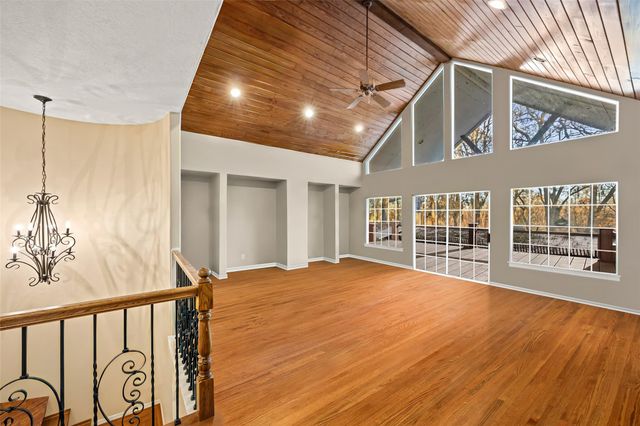 3015 River Forest Dr, Richmond, TX 77406