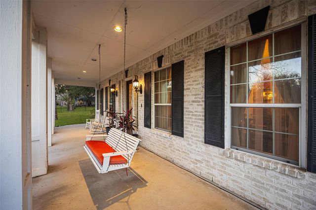 3015 River Forest Dr, Richmond, TX 77406