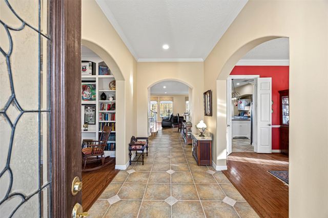 3015 River Forest Dr, Richmond, TX 77406