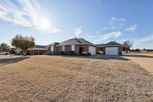 507 N Hogan Avenue, Guthrie, OK 73044