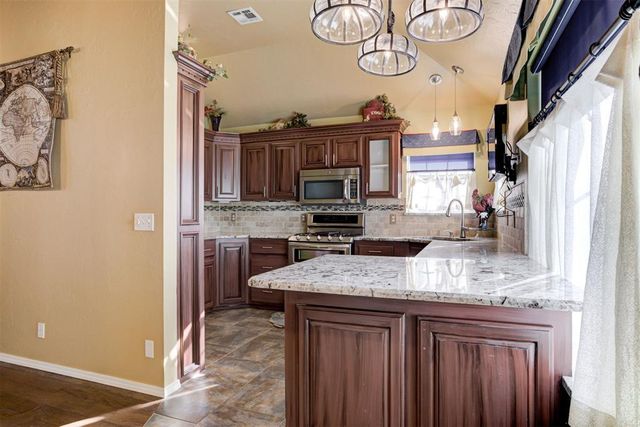 507 N Hogan Avenue, Guthrie, OK 73044