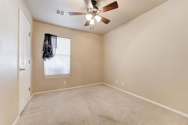 507 N Hogan Avenue, Guthrie, OK 73044