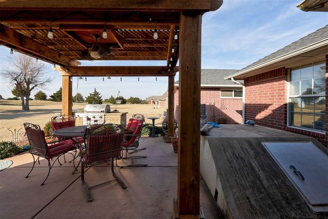 507 N Hogan Avenue, Guthrie, OK 73044