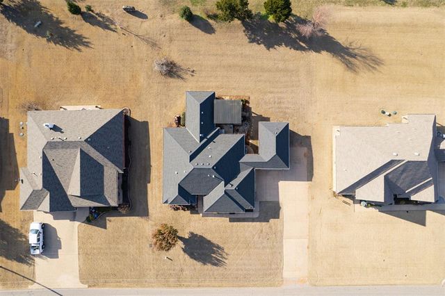 507 N Hogan Avenue, Guthrie, OK 73044