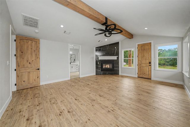 16888 S FM 4, Santo, TX 76472