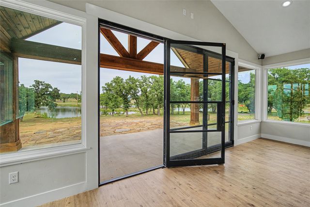 16888 S FM 4, Santo, TX 76472