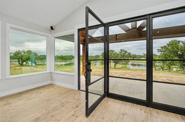 16888 S FM 4, Santo, TX 76472
