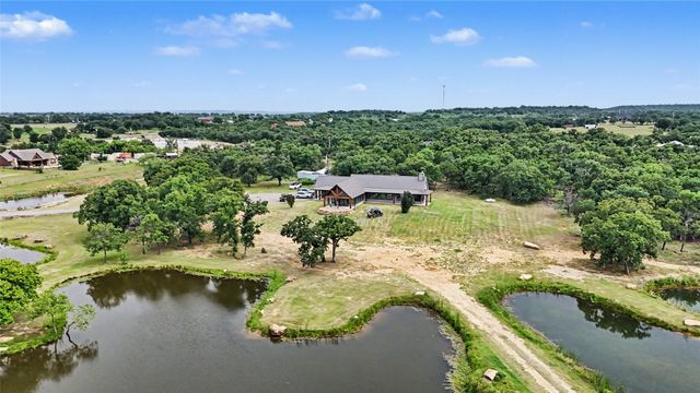 16888 S FM 4, Santo, TX 76472