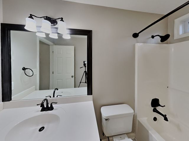 146 Abbey Rd, Gallatin, TN 37066