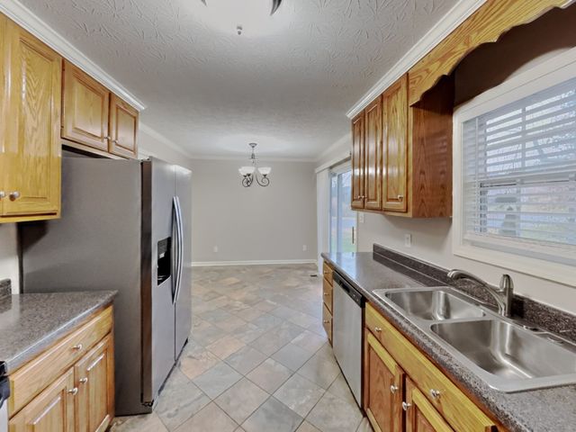 146 Abbey Rd, Gallatin, TN 37066